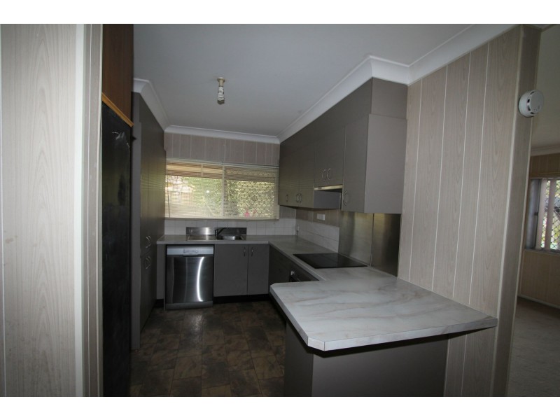 3 Garden Avenue, Woodridge QLD 4114
