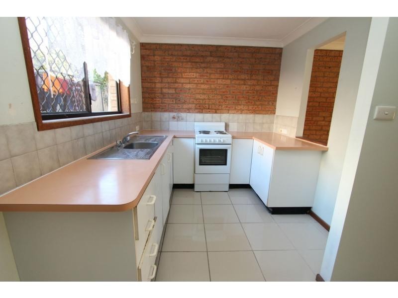 2/15 Elkhorn Street, Woodridge QLD 4114