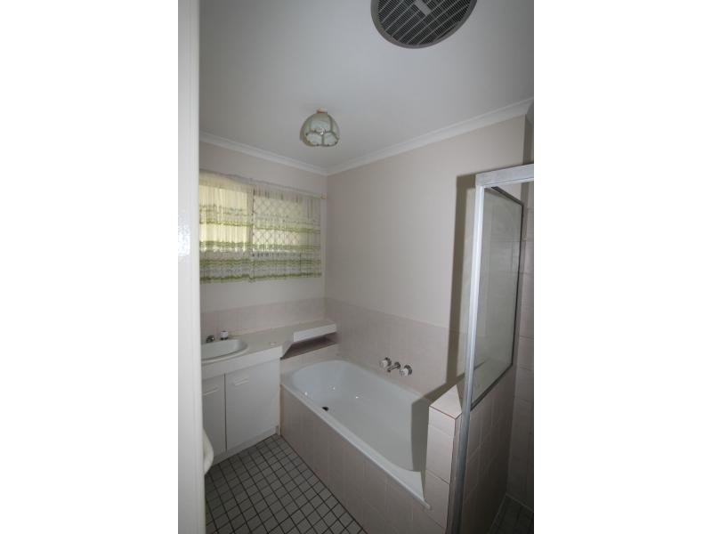32 Sheffield Court, Browns Plains QLD 4118