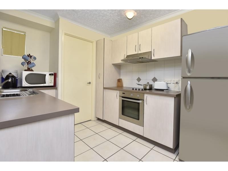 22/66 University Drive, Meadowbrook QLD 4131