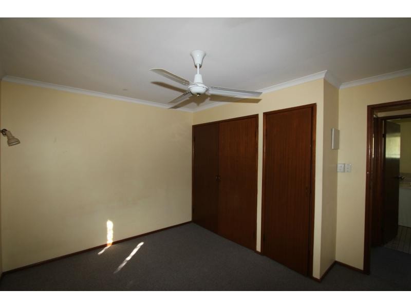 2/7 Marlow Street, Woodridge QLD 4114