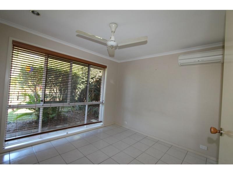 14 Ryan Street, Loganlea QLD 4131