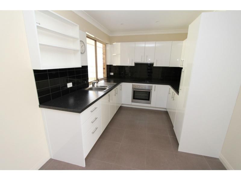 14 Rivervista Court, Eagleby QLD 4207