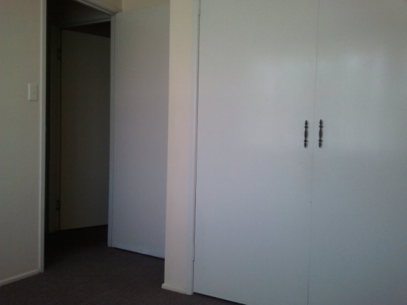 8/31 North Road, Woodridge QLD 4114