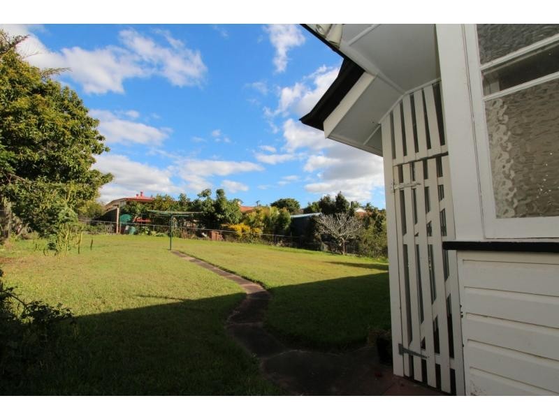 37 NORMAN Street, Coorparoo QLD 4151