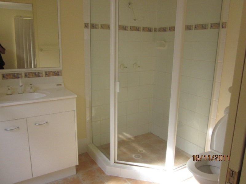 92 Watarrka Drive, Parkinson QLD 4115