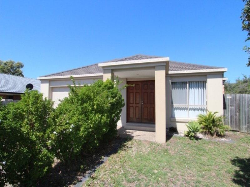 30 Naracoorte Place, Parkinson QLD 4115