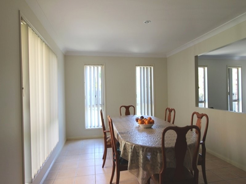 30 Naracoorte Place, Parkinson QLD 4115