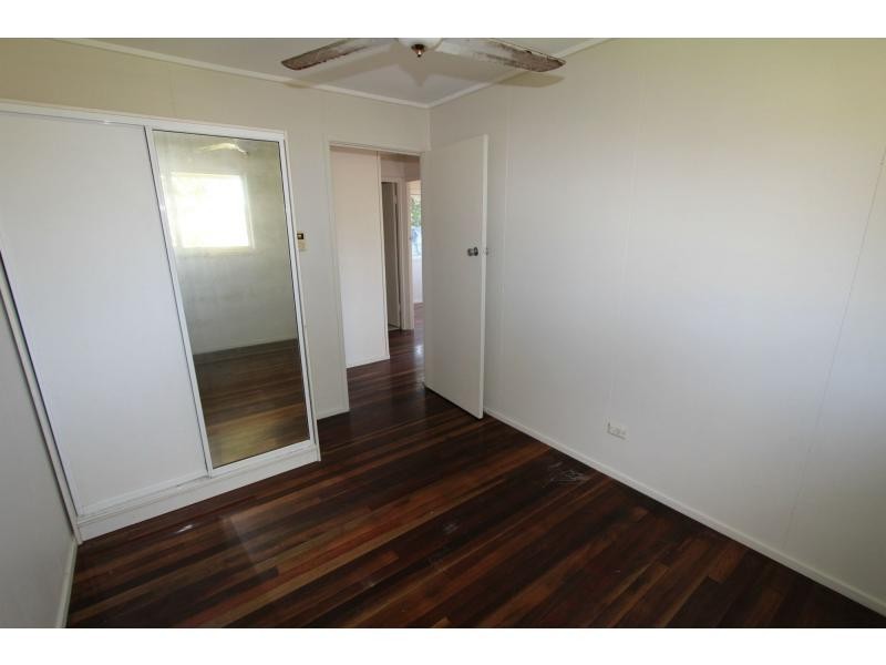 3 Errol Street, Loganlea QLD 4131