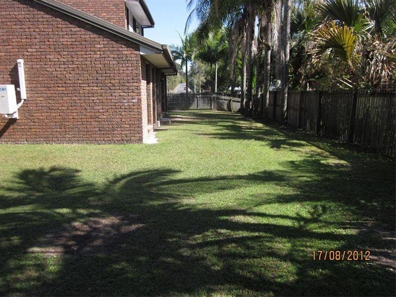 9 Willow Street, Woodridge QLD 4114