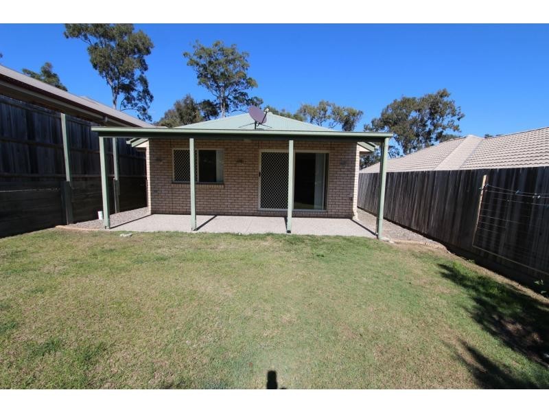 29 Carnarvon Cres, Waterford QLD 4133