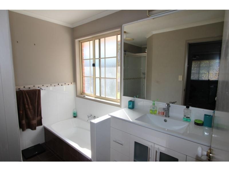 42/125 Chatswood Road, Daisy Hill QLD 4127