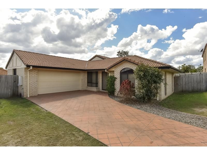 24 Naracoorte Place, Parkinson QLD 4115
