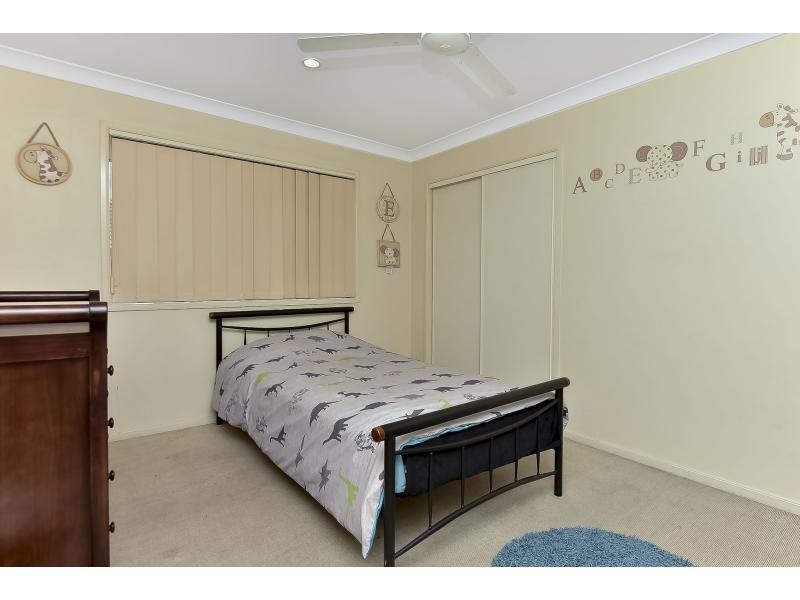 24 Naracoorte Place, Parkinson QLD 4115