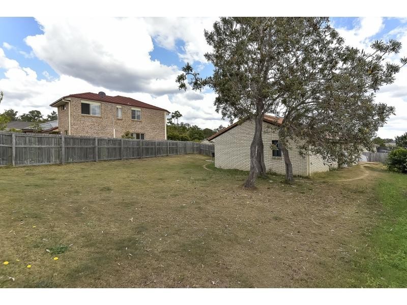 24 Naracoorte Place, Parkinson QLD 4115