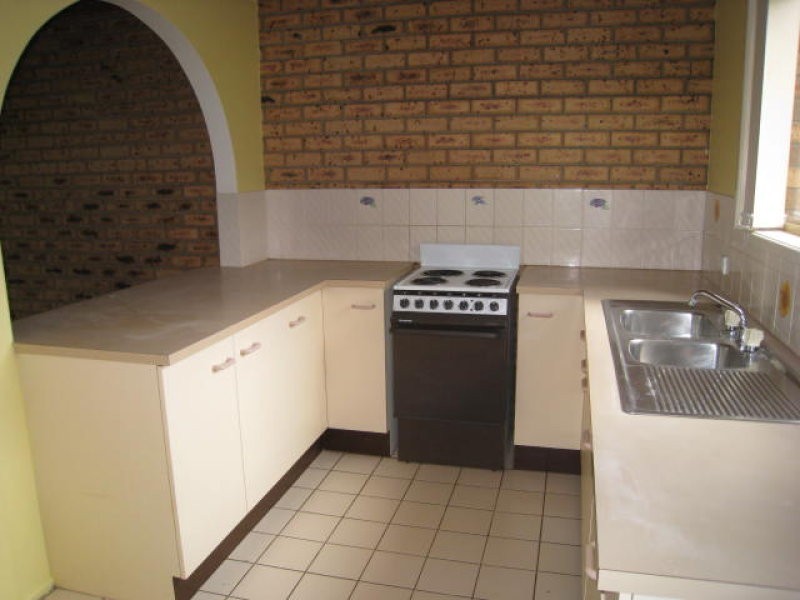 9/38 Charles Avenue, Logan Central QLD 4114