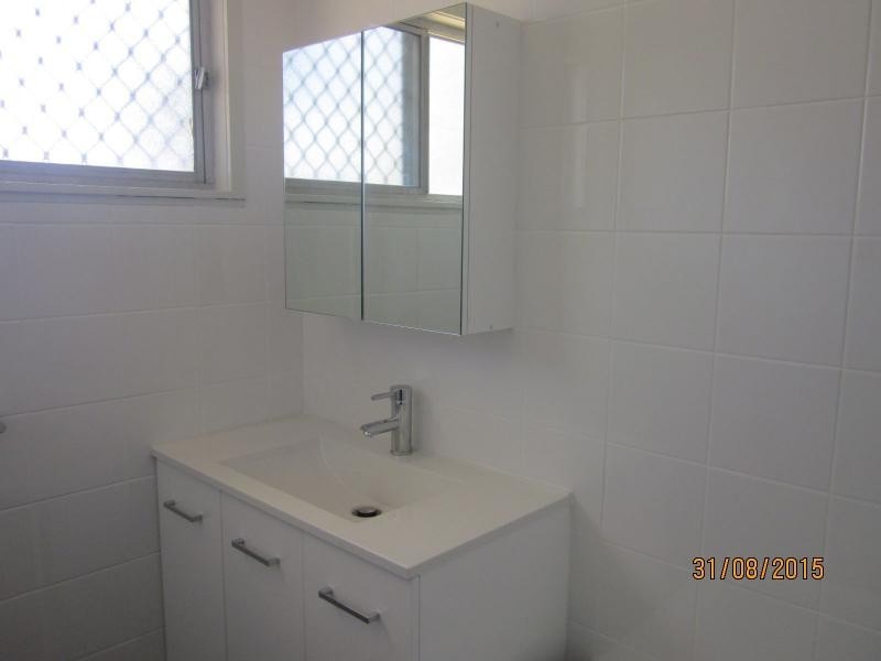 12 Sylvania Street, Logan Central QLD 4114