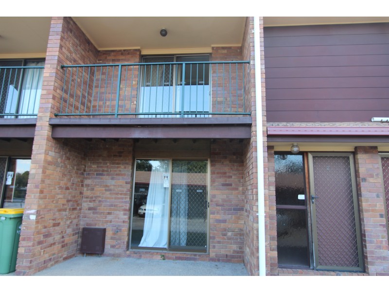 2/2 Heather Street, Logan Central QLD 4114