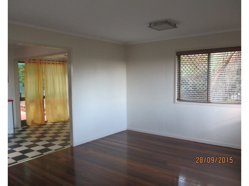52 George Street, Kingston QLD 4114