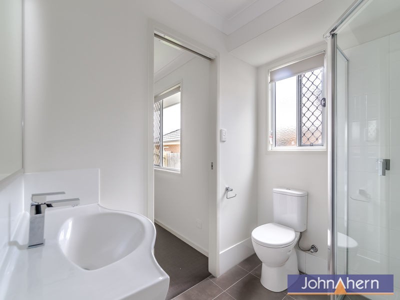 3 Lorikeet Way, Crestmead QLD 4132