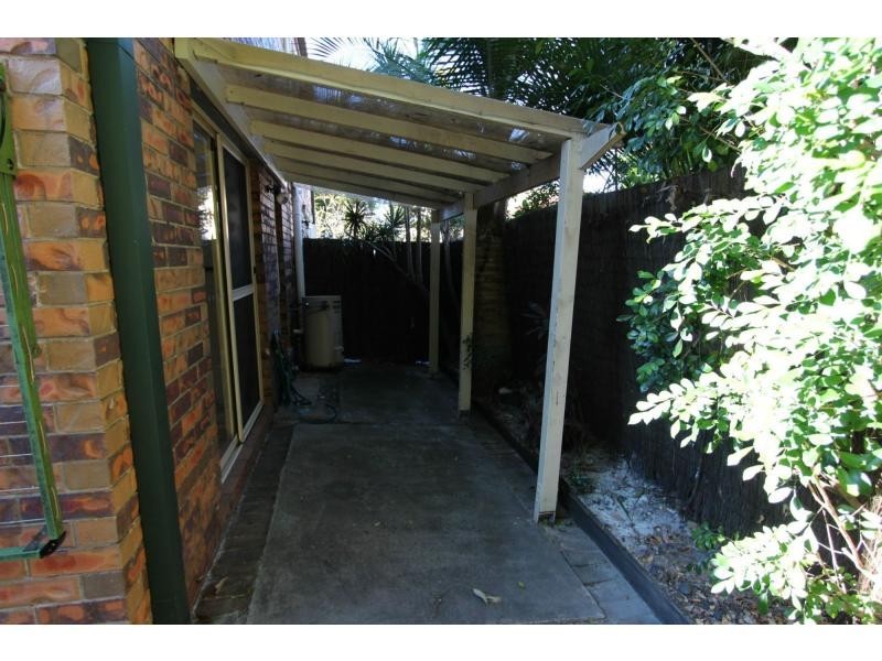 2/16 Ewing Road, Logan Central QLD 4114