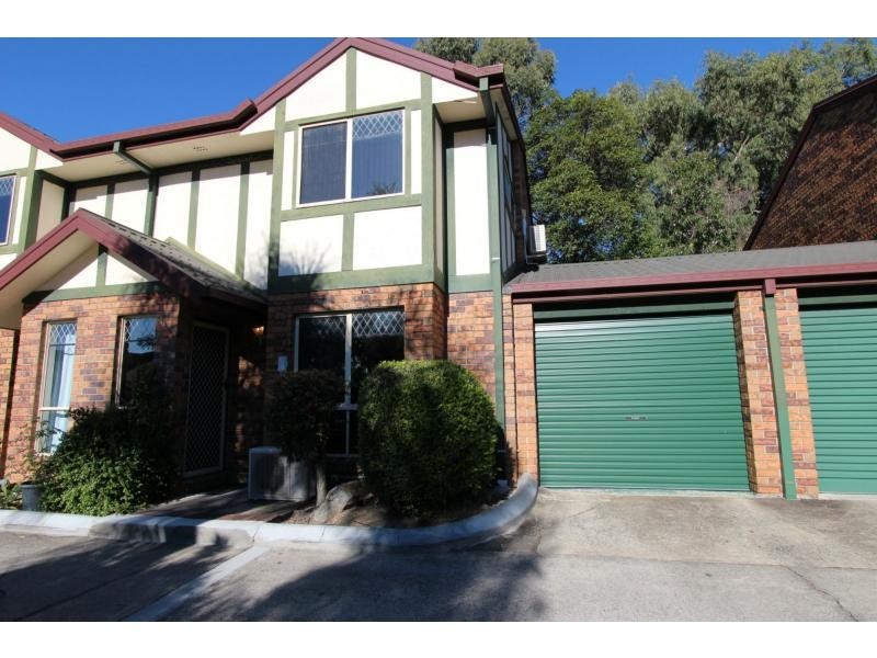 2/16 Ewing Road, Logan Central QLD 4114