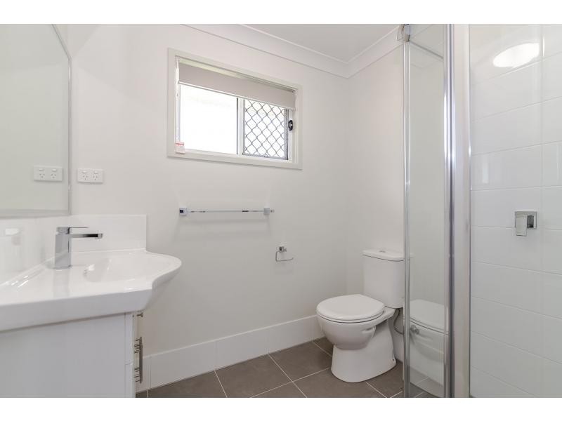 1/3 Lorikeet Way, Crestmead QLD 4132