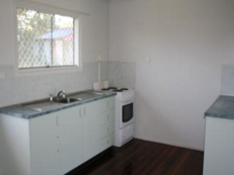 27 Madison Street, Woodridge QLD 4114