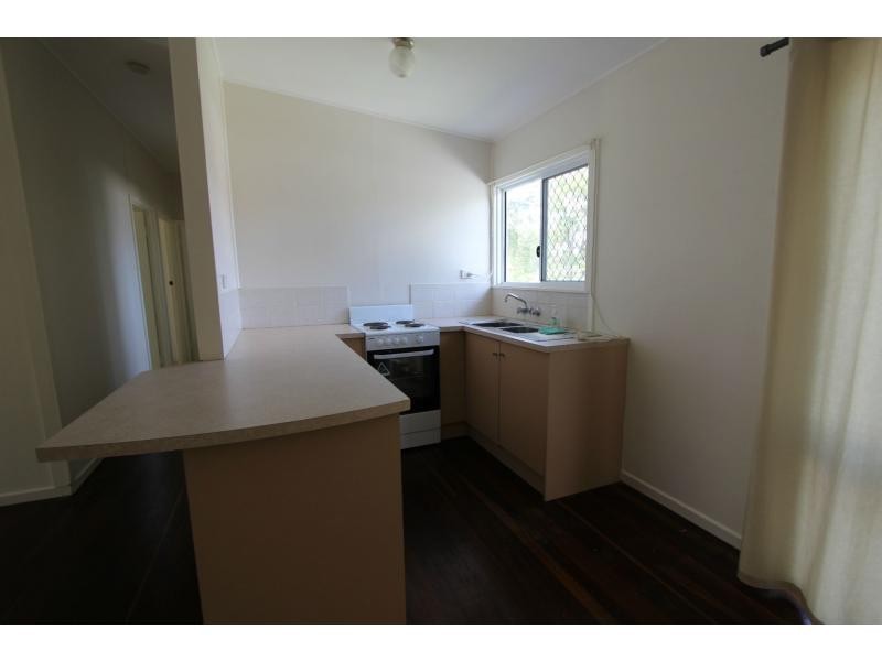 28 Oakland Avenue, Woodridge QLD 4114