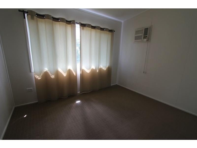 28 Oakland Avenue, Woodridge QLD 4114