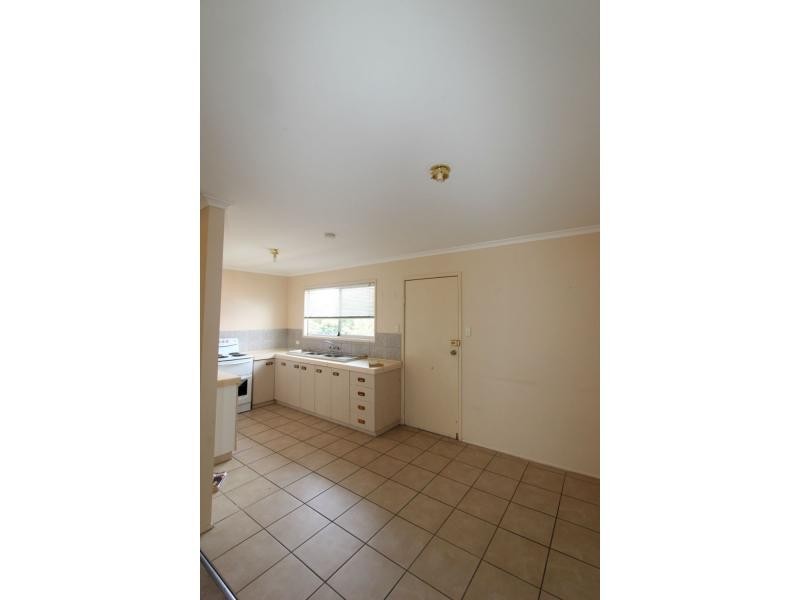 34 Southgate Drive, Woodridge QLD 4114