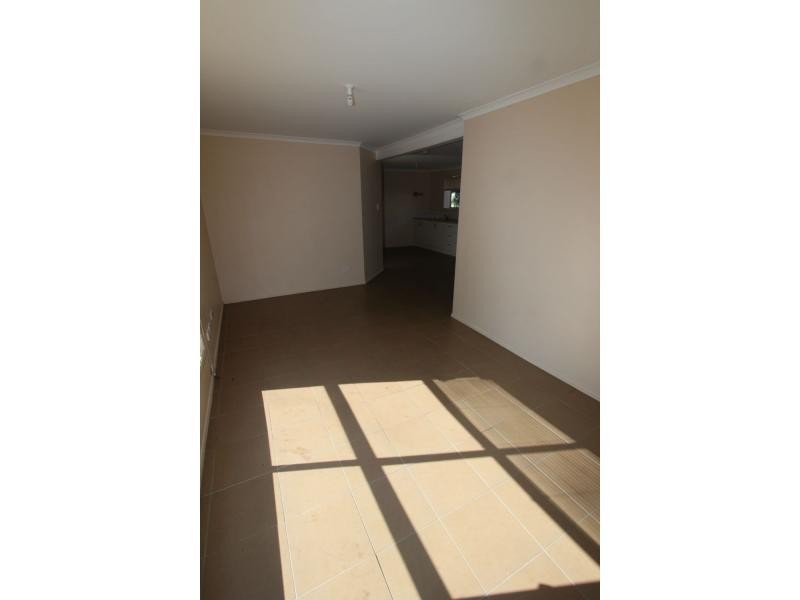 34 Southgate Drive, Woodridge QLD 4114