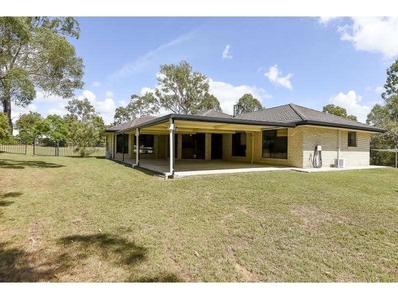 23-25 Blue Heeler Drive, New Beith QLD 4124