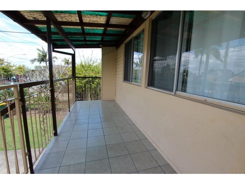 74 North Road, Woodridge QLD 4114