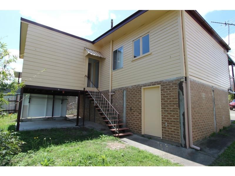 74 North Road, Woodridge QLD 4114