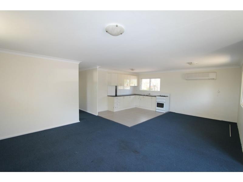 7 Avoca Street, Woodridge QLD 4114