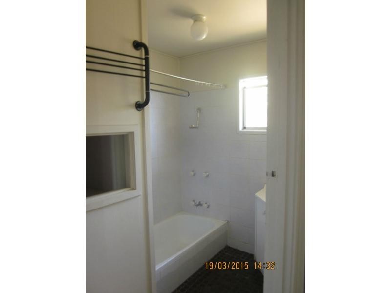 111 Mayes Avenue, Kingston QLD 4114