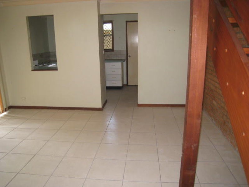 1/15 Elkhorn Street, Woodridge QLD 4114