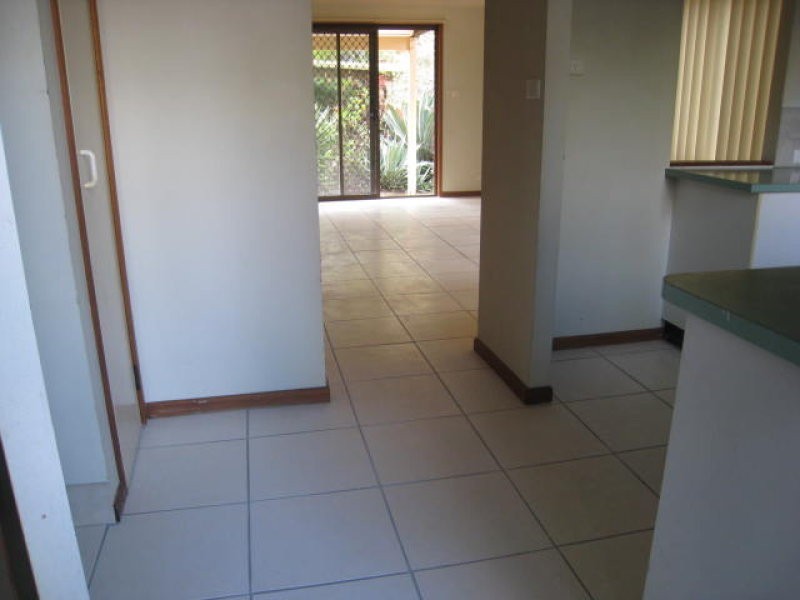 1/15 Elkhorn Street, Woodridge QLD 4114