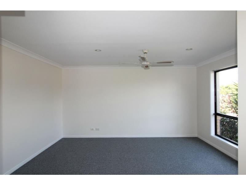 20 Stockwellia Street, Meadowbrook QLD 4131