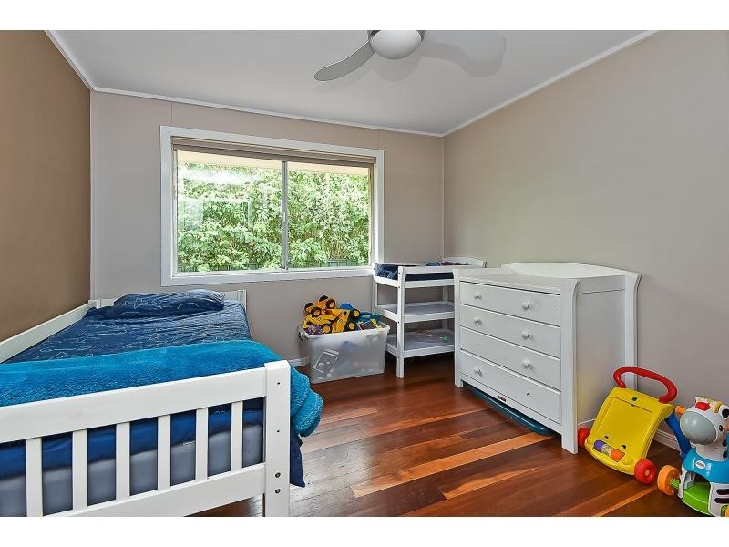 11 Bellis Street, Daisy Hill QLD 4127