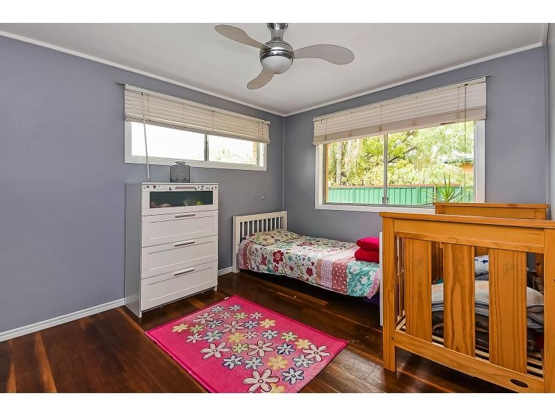 11 Bellis Street, Daisy Hill QLD 4127