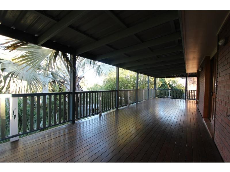9 Burke Street, Woodridge QLD 4114