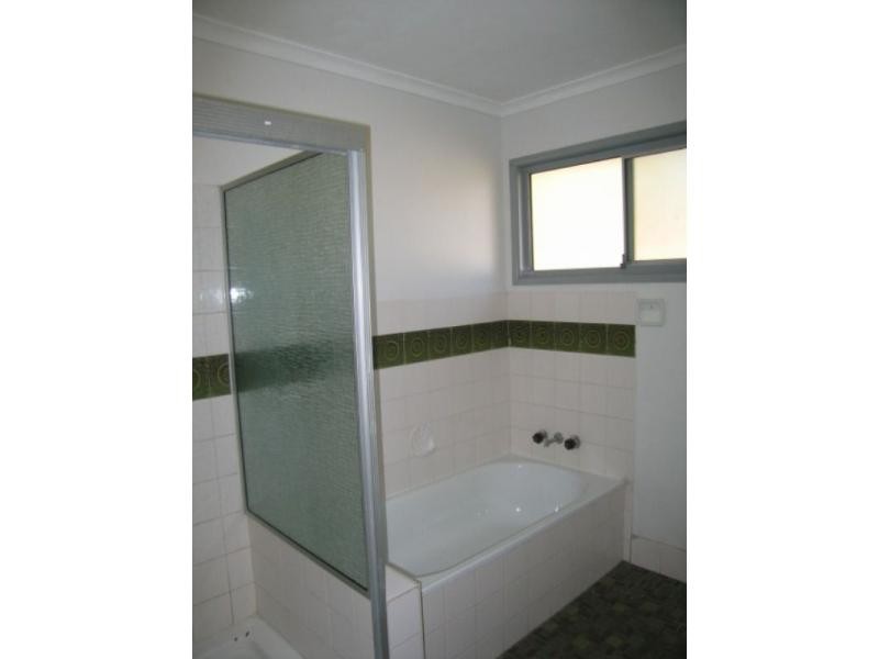 6 Beta Avenue, Kingston QLD 4114