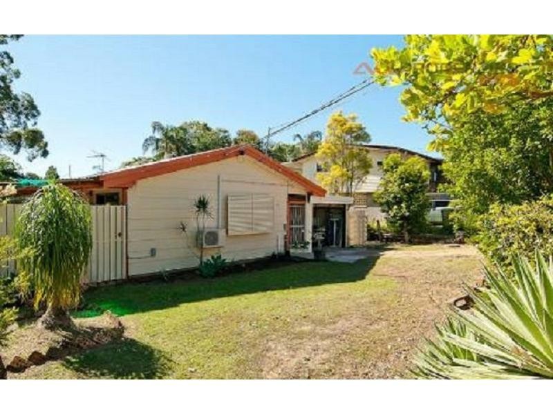 92 Albert Street, Woodridge QLD 4114