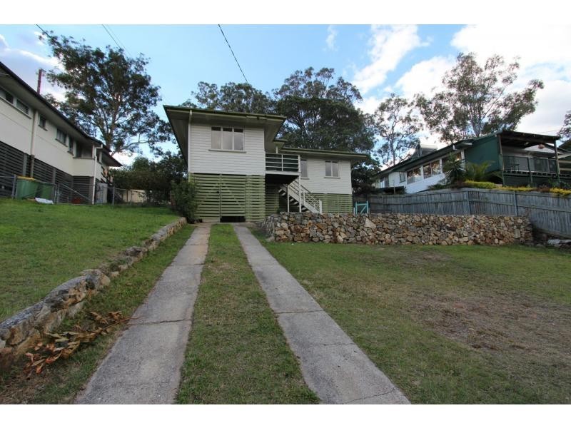 16 Henty Street, Woodridge QLD 4114