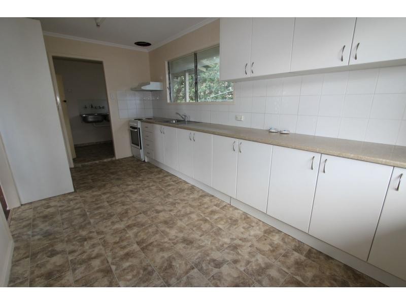 16 Henty Street, Woodridge QLD 4114