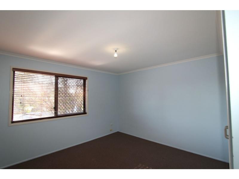 2/9 Cognac Crt, Kingston QLD 4114