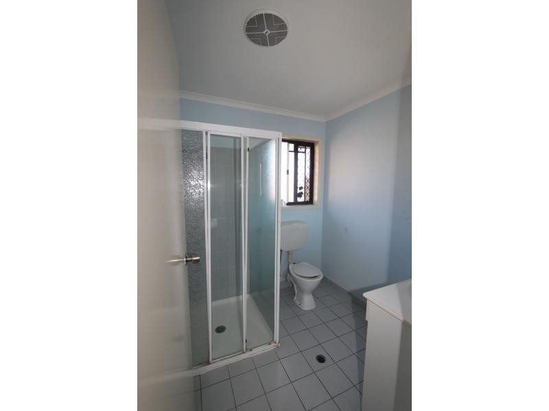 2/9 Cognac Crt, Kingston QLD 4114