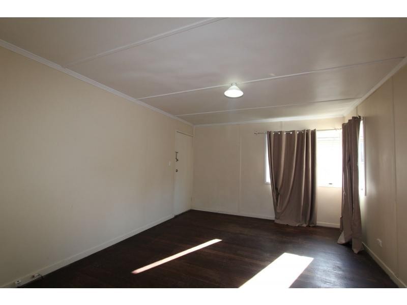 14 Henty Street, Woodridge QLD 4114